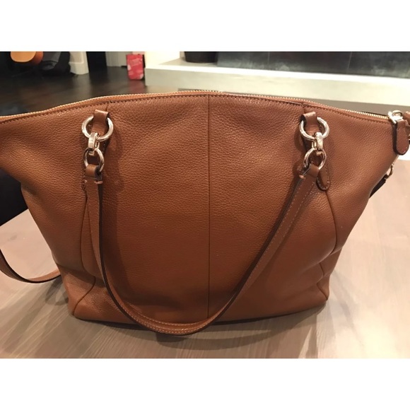 32 off Coach Handbags LARGE Coach Kelsey Saddle / Tan Crossbody