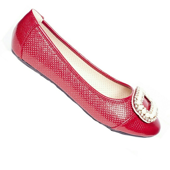 Women Ballet Buckle Flats, b-2055, Red - Picture 2 of 5