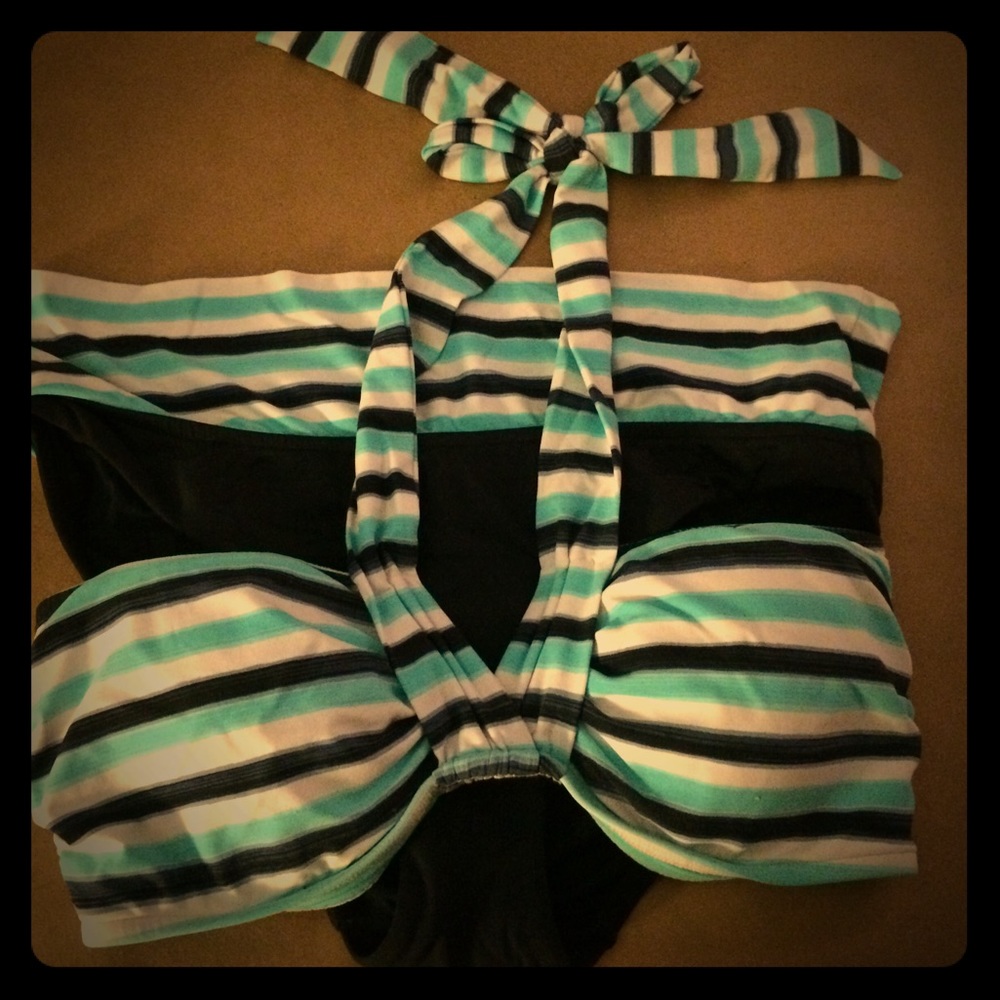 Bikini (top and bottom)