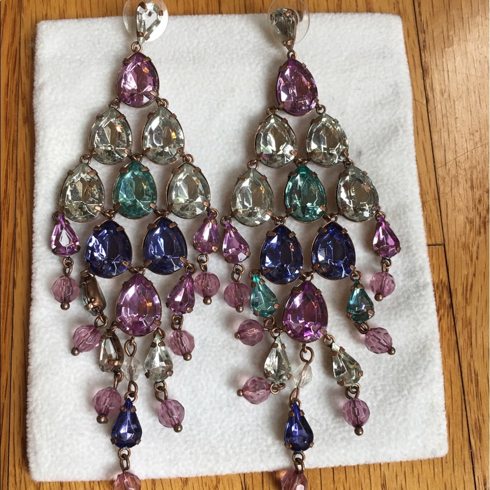 Gorgeous and dramatic rhinestone earrings