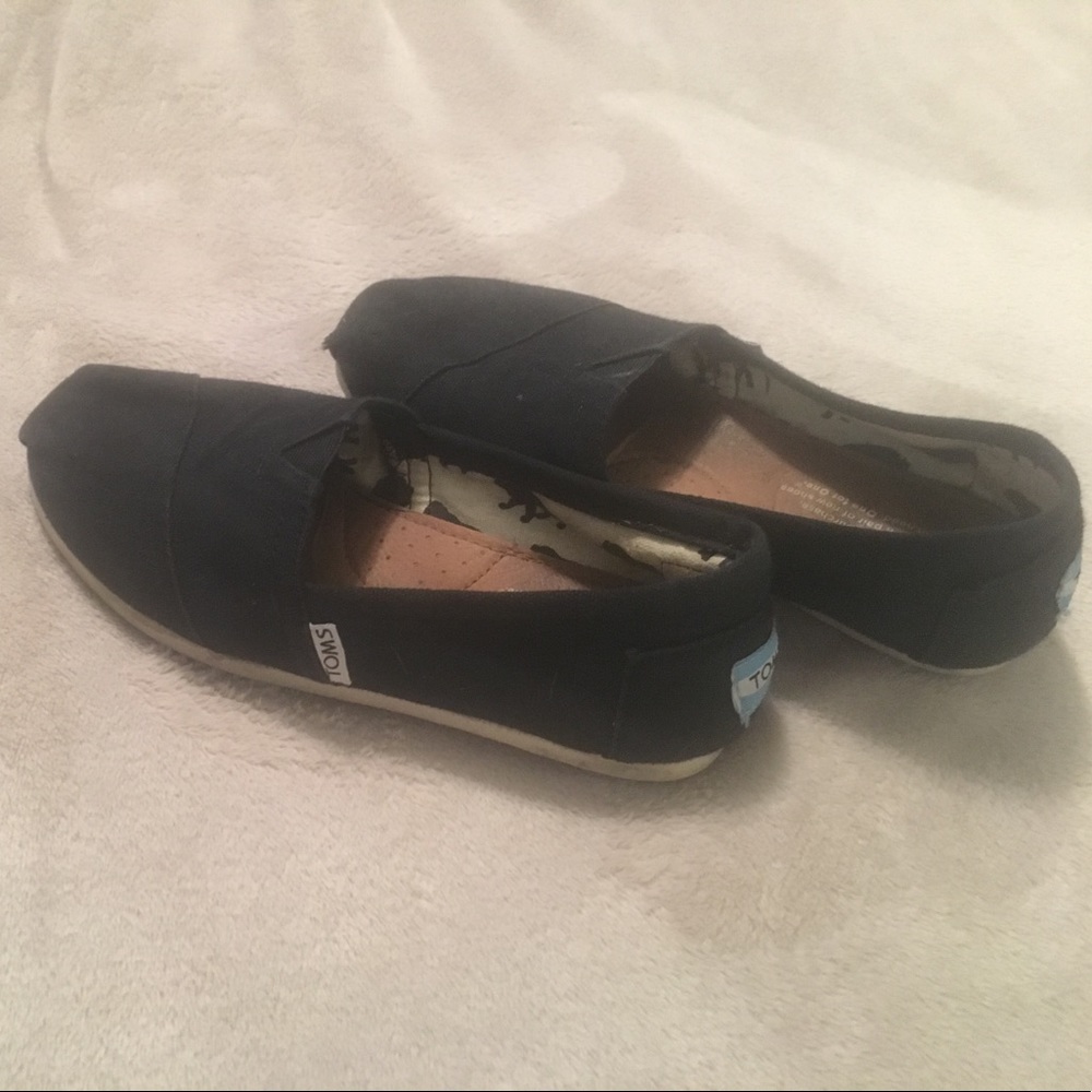 Classic black Toms