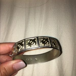 Proof of bangle fits adult size