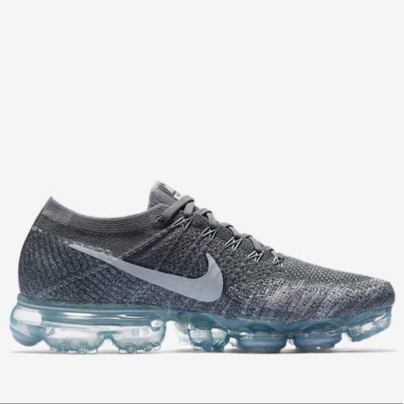 🎉SOLD ON TRADESY 🎉BNIB Nike Air Vapormax Asphalt - Picture 3 of 6