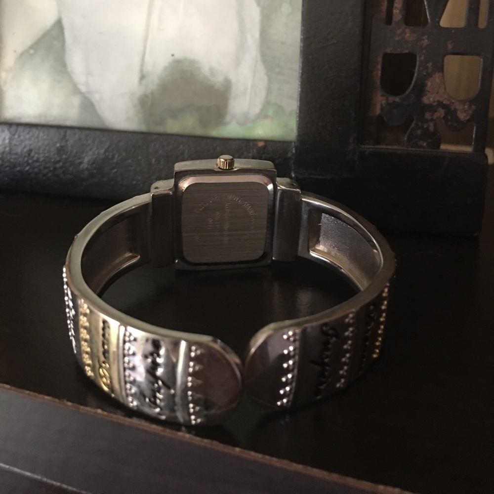 Beautiful Silver Watchđź’• - Picture 4 of 4