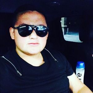 Meet your Posher, Luis