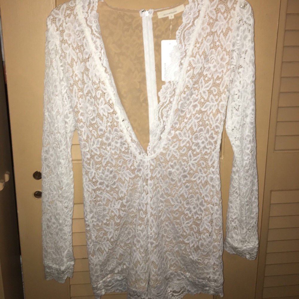 White Lace long sleeve romper