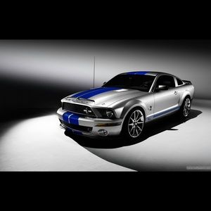 Meet your Posher, Candace