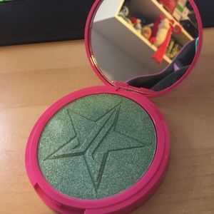 Jeffree Star Skin Frost Mint Condition Highlighter