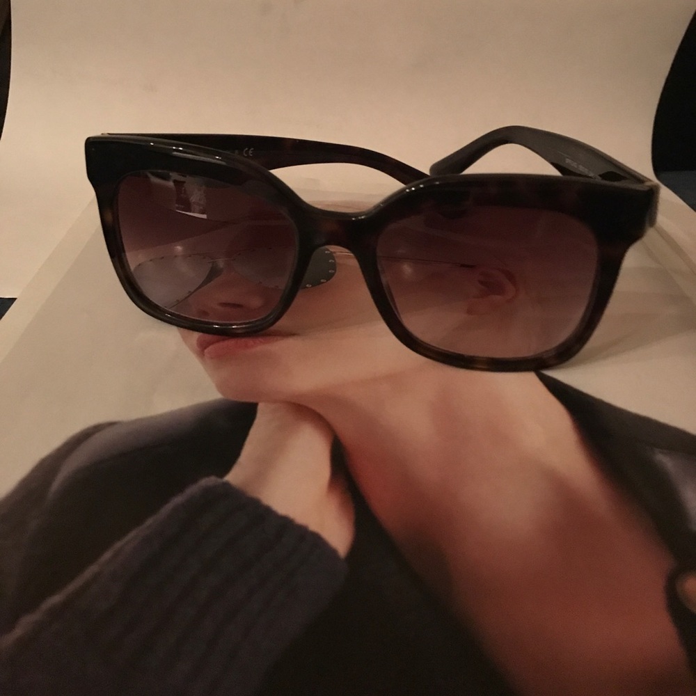 Prada sunnies