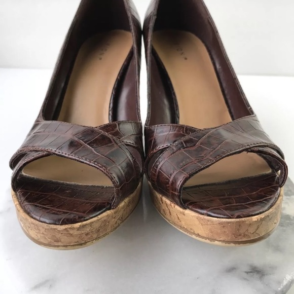 FIONI Clothing Shoes Fioni Peep Toe Heels Faux Croc Cork