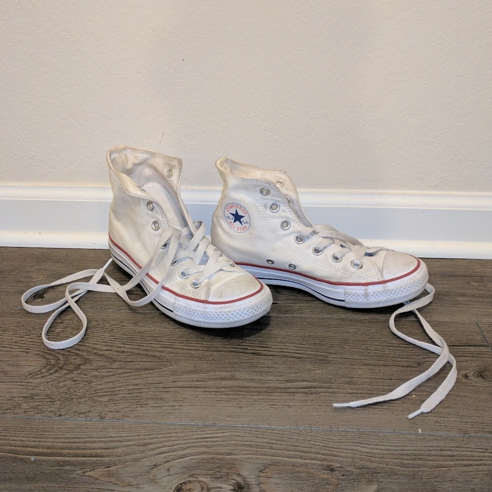 High Top Converse sneakers