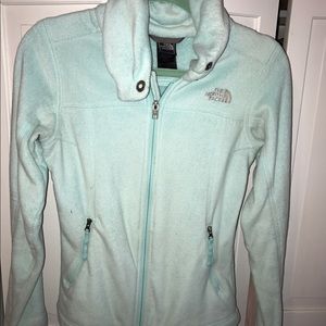 Aqua north face fleece!