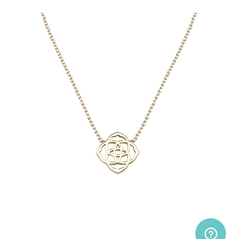 NOT SELLING 💜 LOOKING FOR THIS NECKLACE TO BUY!!!