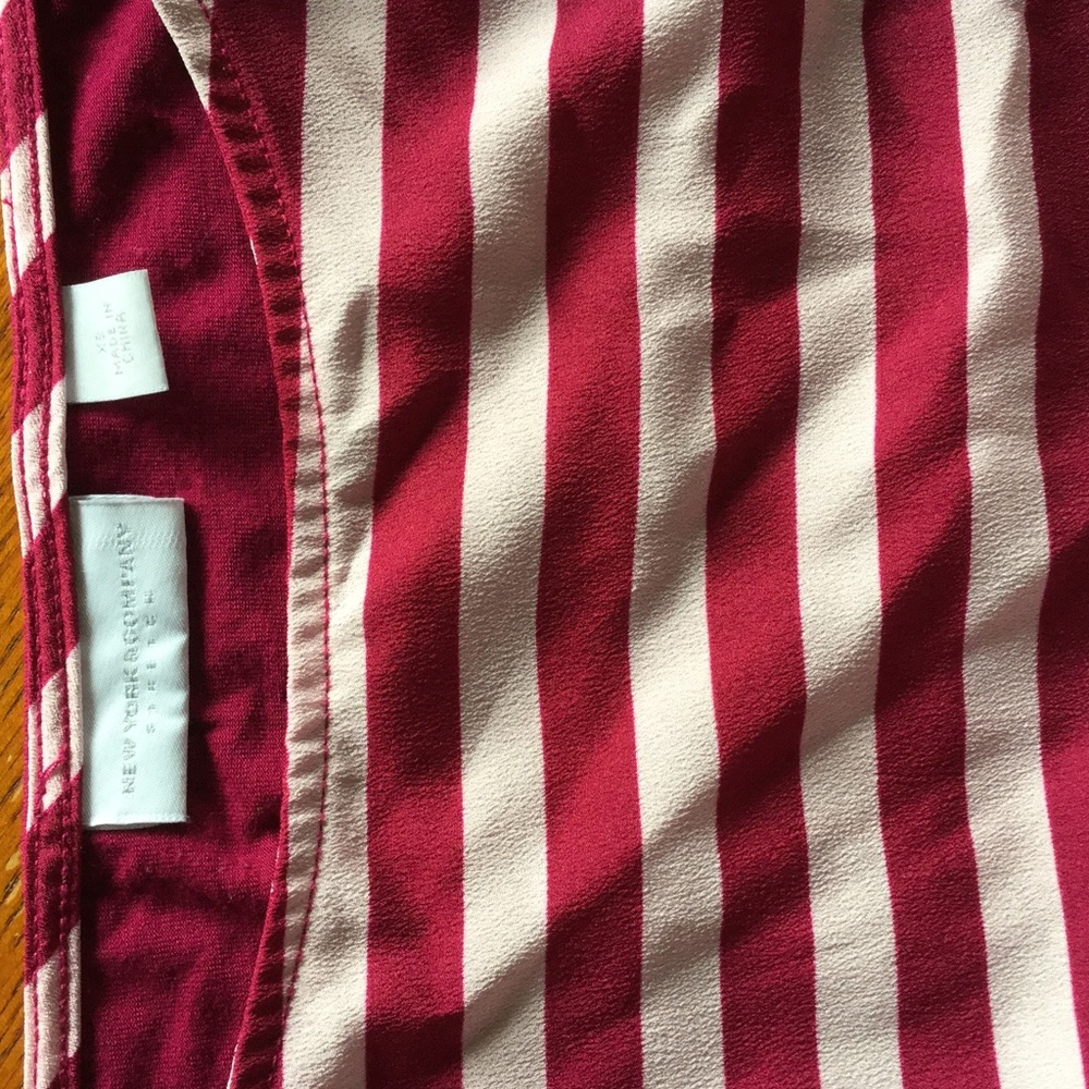 Maroon Top - image 3