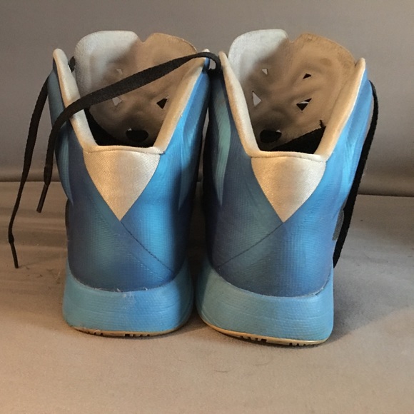 Hyperquickness Nike Sneaker - Picture 4 of 4