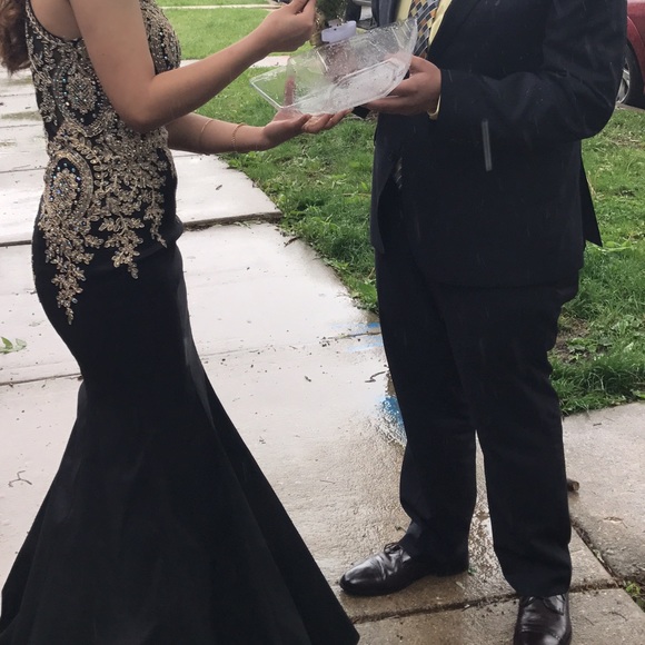 Prom dress - Picture 4 of 4