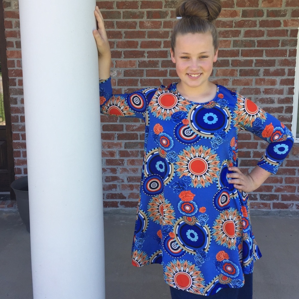 Blue multi tunic top