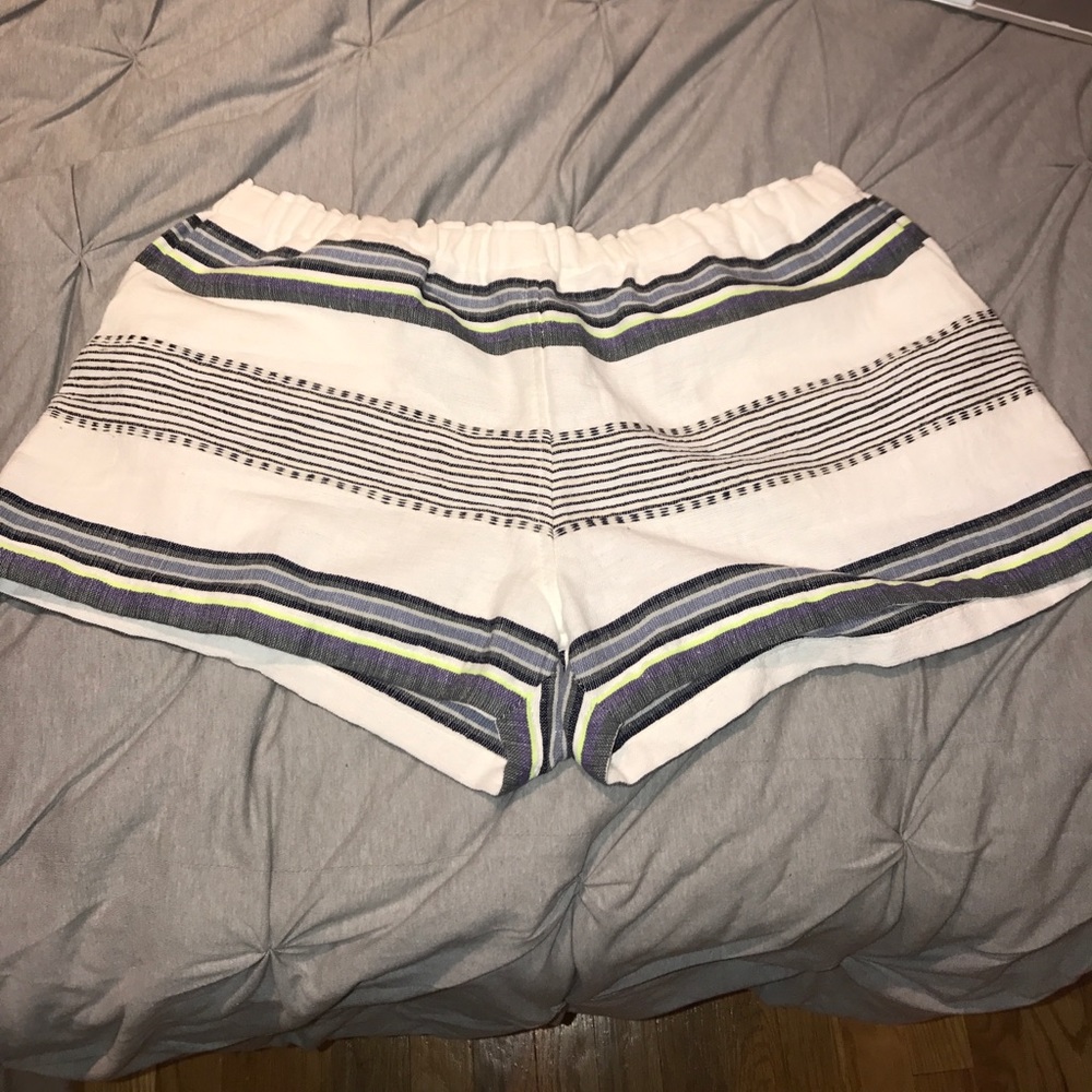 Lemlem Linen shorts - perfect for summer !!