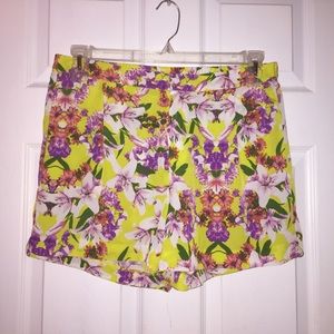 Beach boutique flower pattern shorts