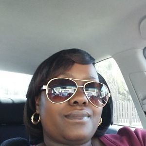 Meet your Posher, Latoya