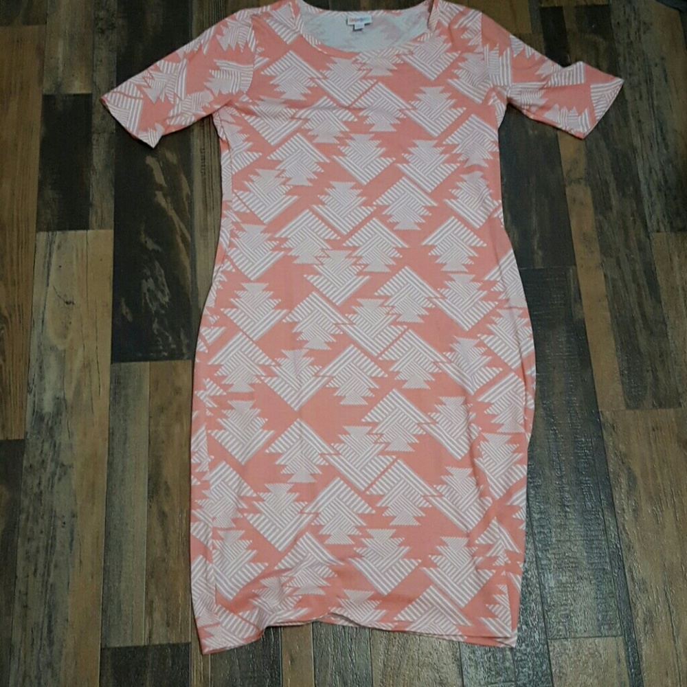Lularoe large julia