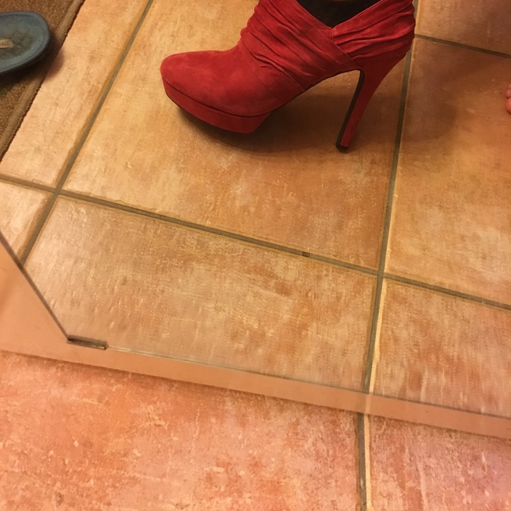 Red booties excellent condition