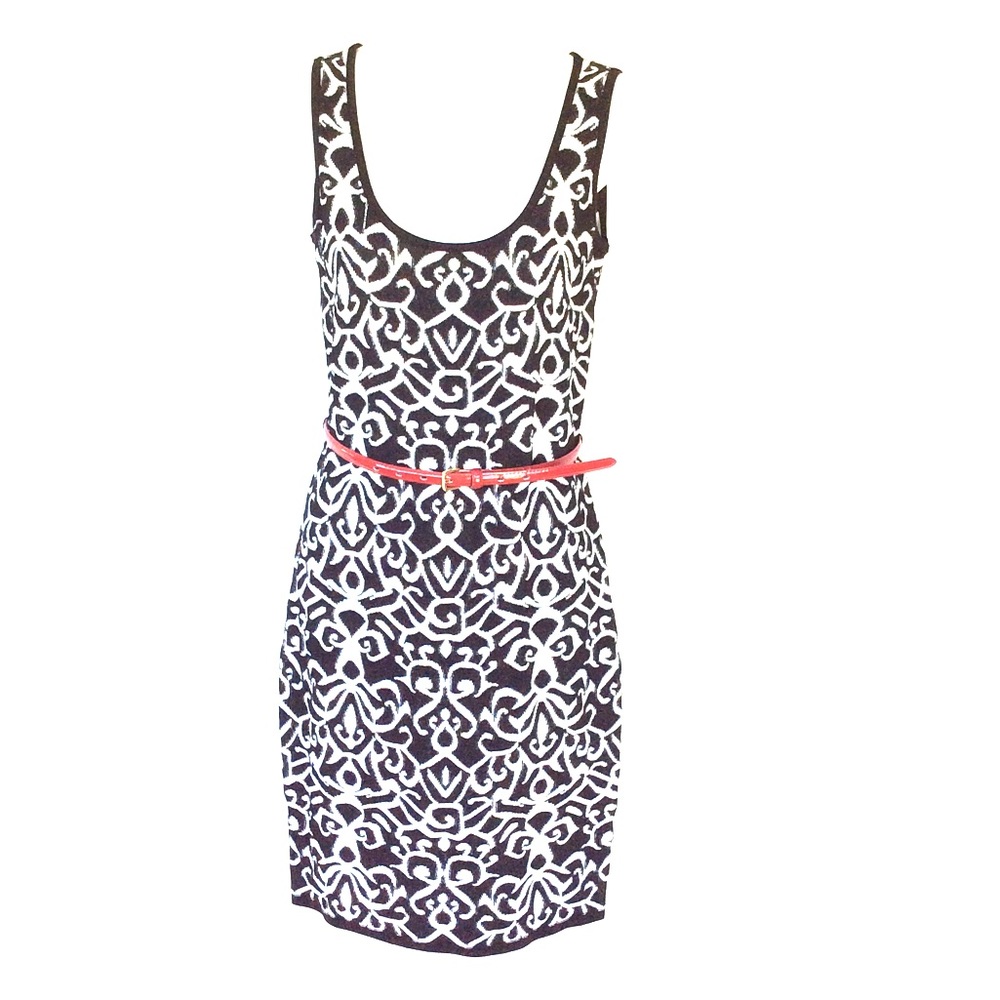 Carmen Marc Valvo Black and White Sheath Dress