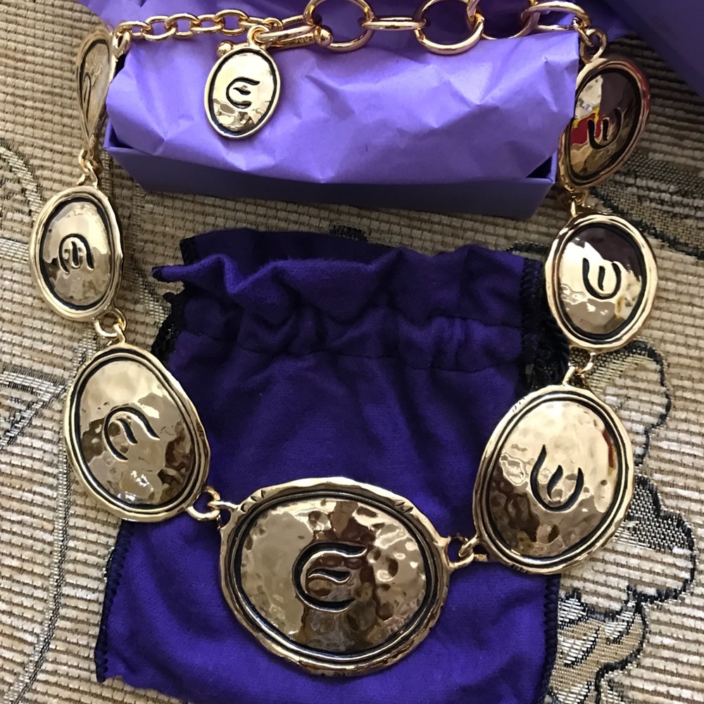 ⬇️Price Drop😊Elizabeth Taylor New Estate necklace