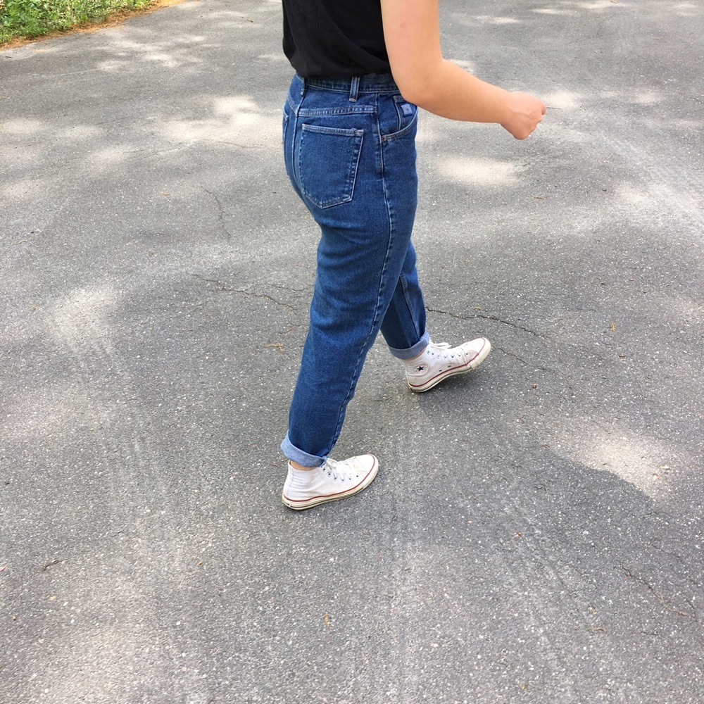 Vintage High Waisted Wrangler Mom Jeans