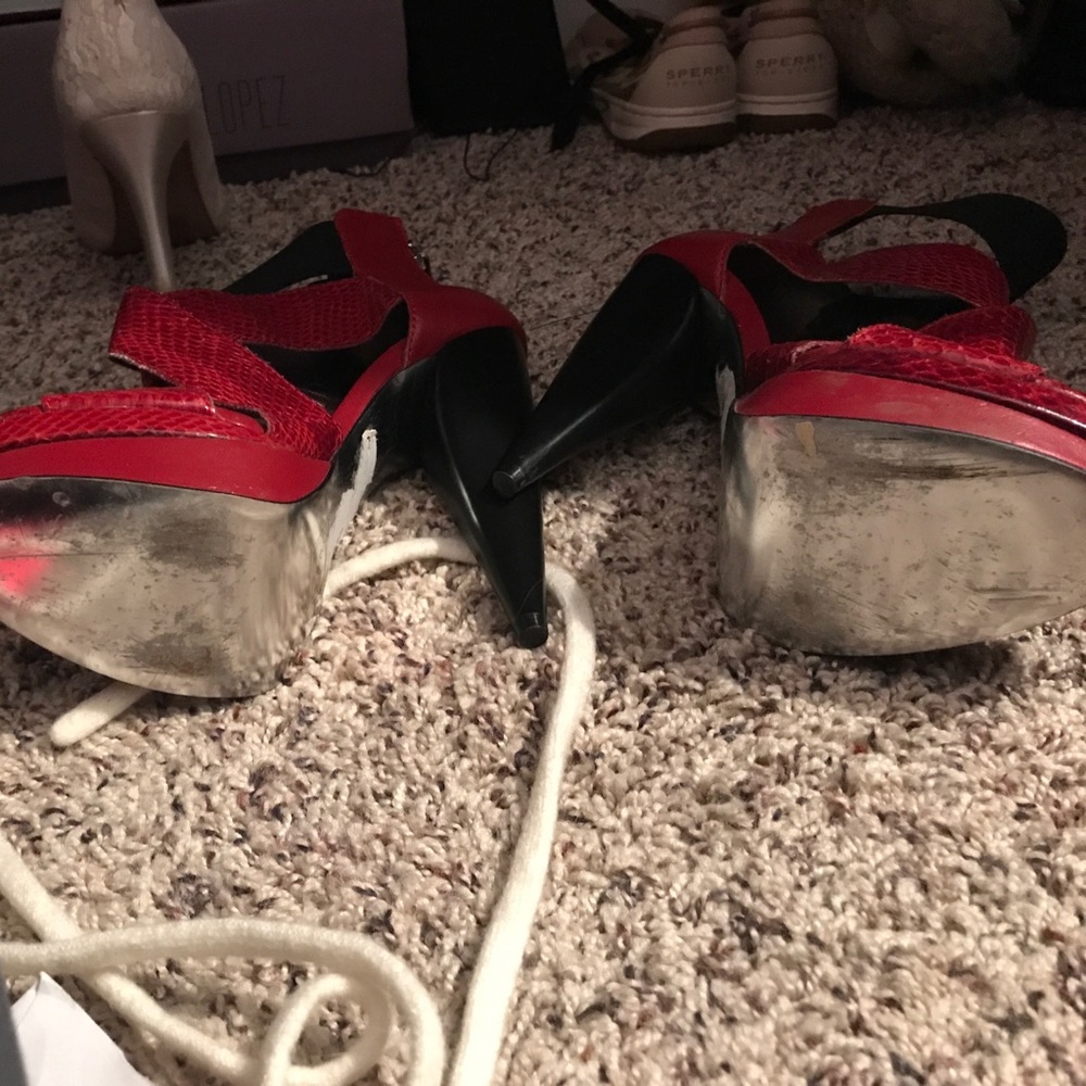 Bebe heels - Picture 3 of 4