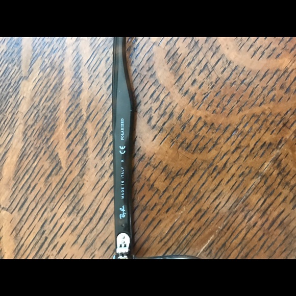 Ray-Ban Wayfarer Sunglasses - Picture 3 of 3