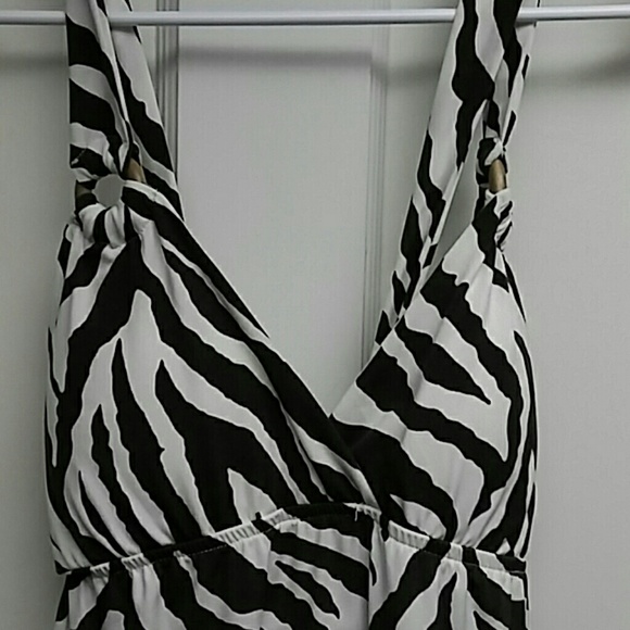 Heart and soul dress - Picture 2 of 3