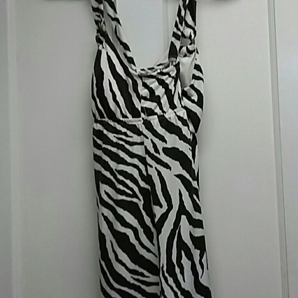 Heart and soul dress - Picture 3 of 3