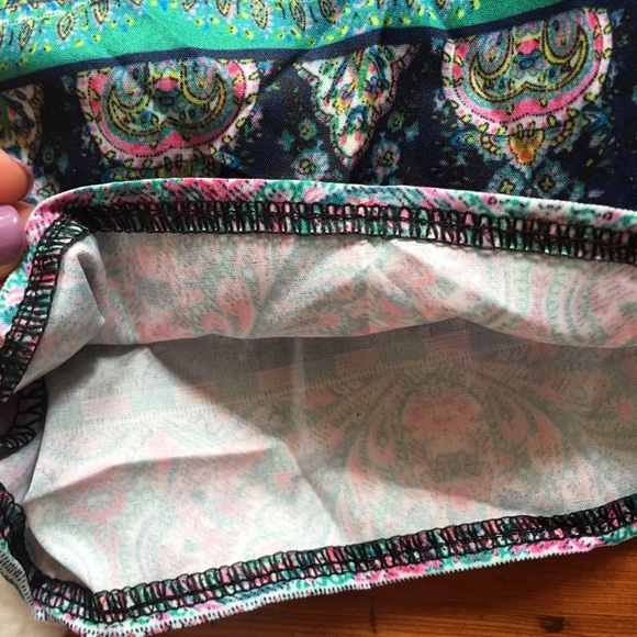 ❗️Just in! "Marisa" Open-Back Bohemian Romper☀️ - Picture 4 of 6