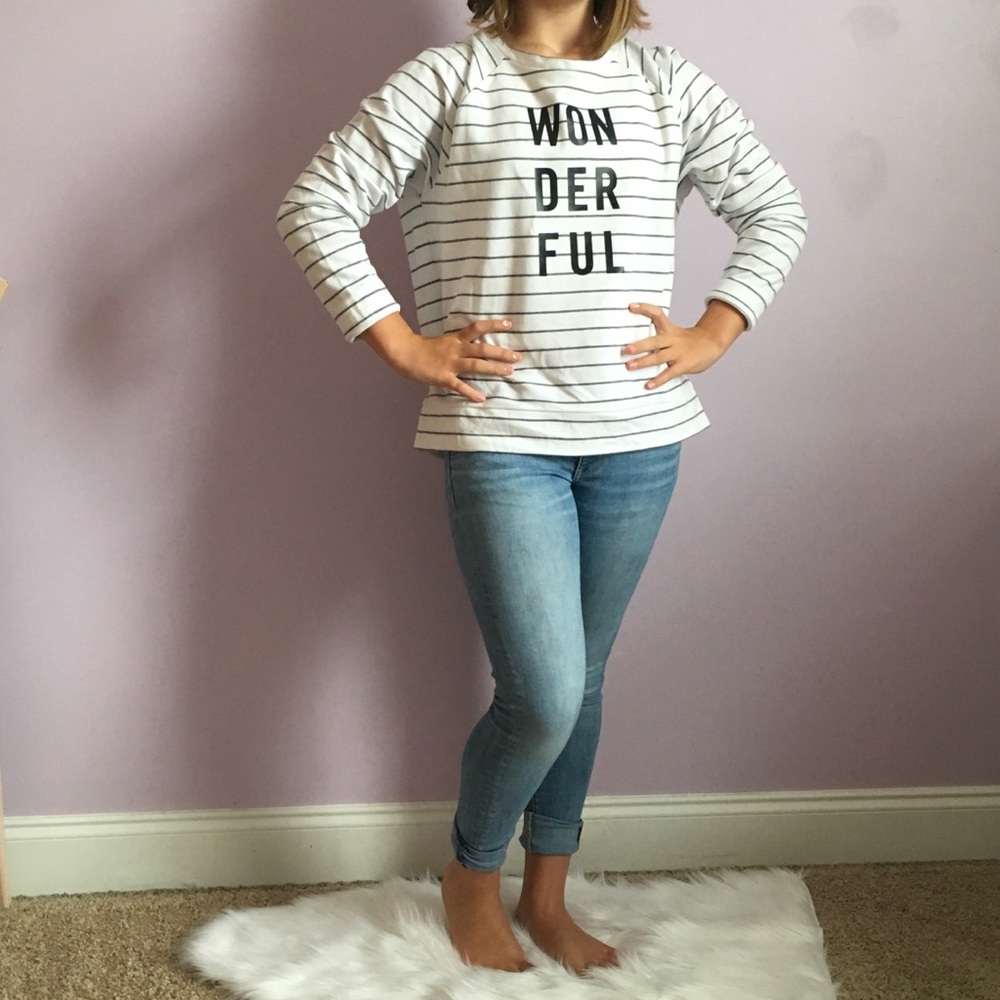 Sweatshirt