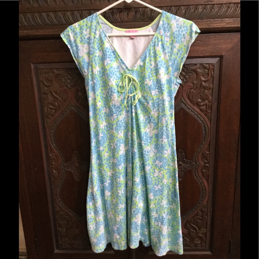 Lily Pulitzer nightgown
