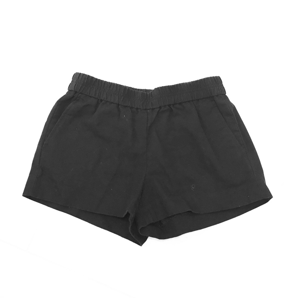 Elastic waistband shorts