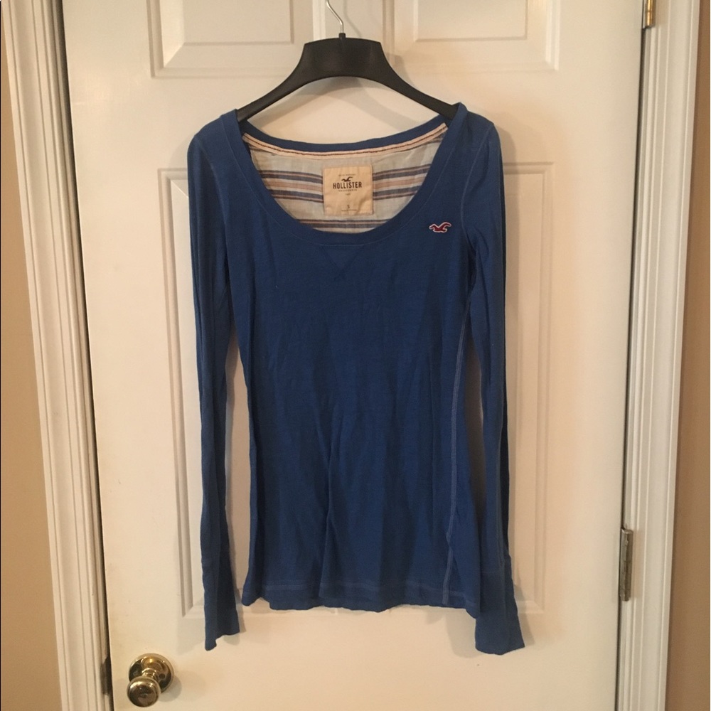 Small long sleeve Hollister tshirt