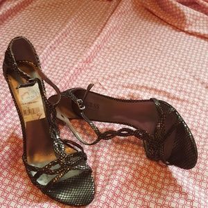 Fabric used shoes original box