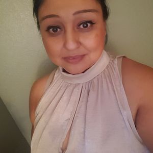 Meet your Posher, Sonia