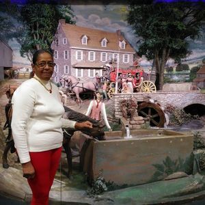 Meet your Posher, Kandi