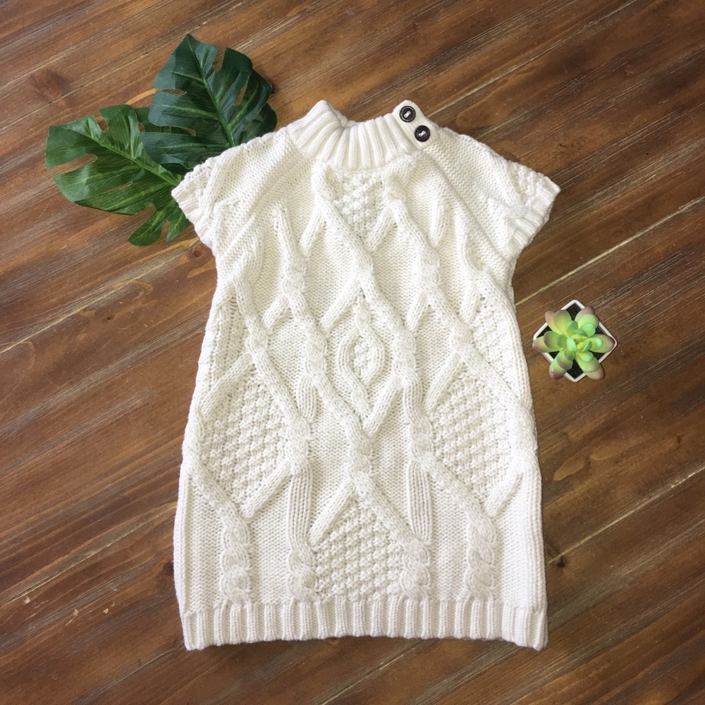 Girls sweater size 24 month!