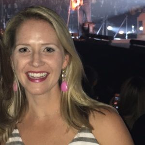 Meet your Posher, Leah