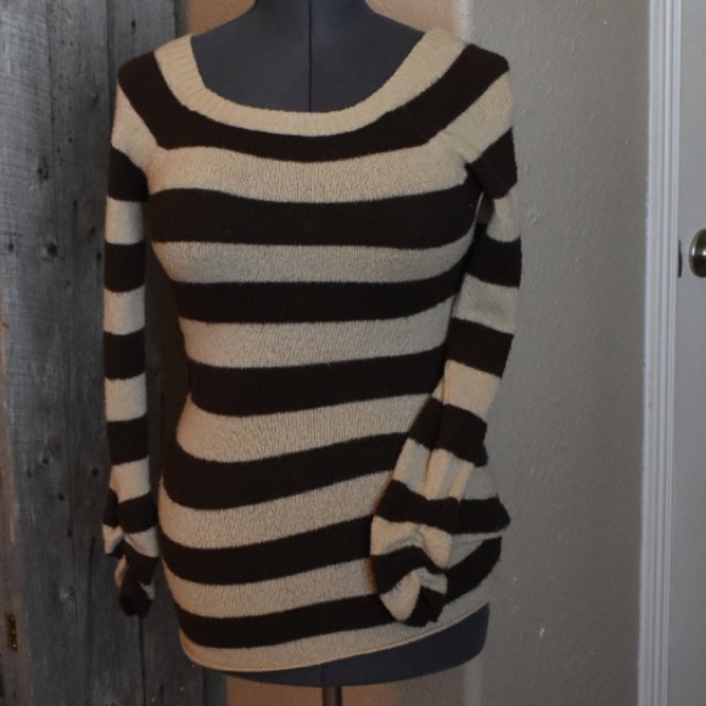 Brown & Tan Long Sleeve Pullover Sweater