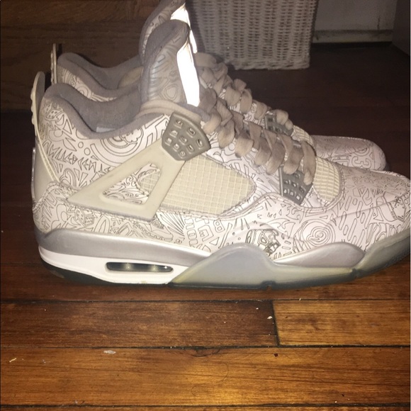 Air Jordan laser 4 - Picture 3 of 4