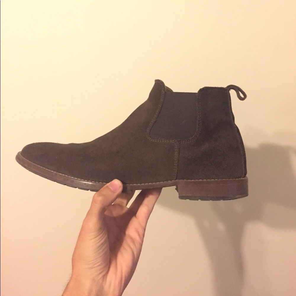 Chelsea boots
