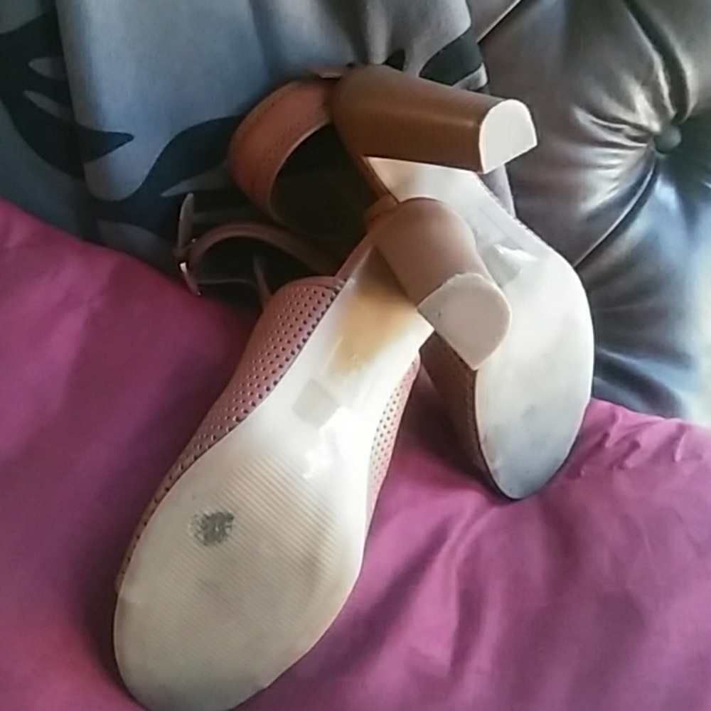 Open toe Sandals - Picture 3 of 3