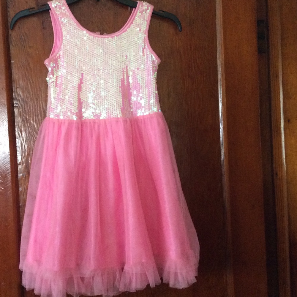 Pink sequin girls dress - size 6/6x
