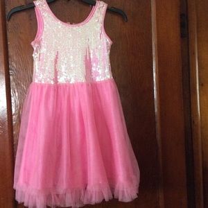 Pink sequin girls dress - size 6/6x