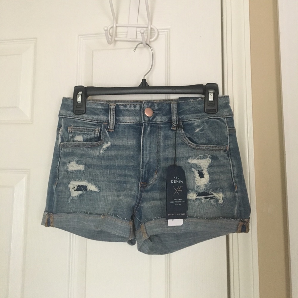 AEO high rise shortie size 4